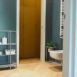 Guesthost - Trastevere Modern *