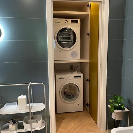 Guesthost - Trastevere Modern Апартаменты *