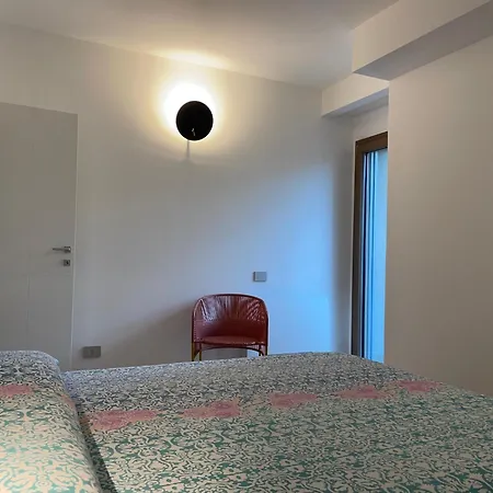 Guesthost - Trastevere Modern * Рим